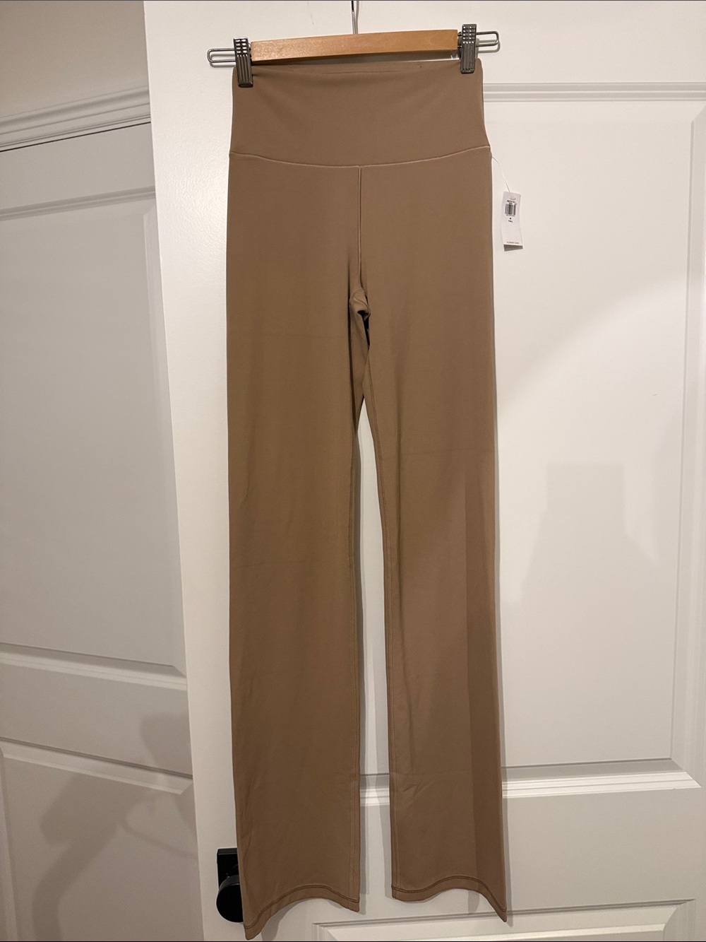 Lot of Two NWT Old Navy Activewear Studio Smooth Pant Sleek Tech Jogger M Tall - Picture 8 of 11